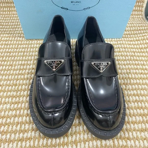 Prada Women’s Black Loafers - Picture 3 of 5